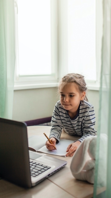 img_health-and-wellbeing-mosaic_450x800-1